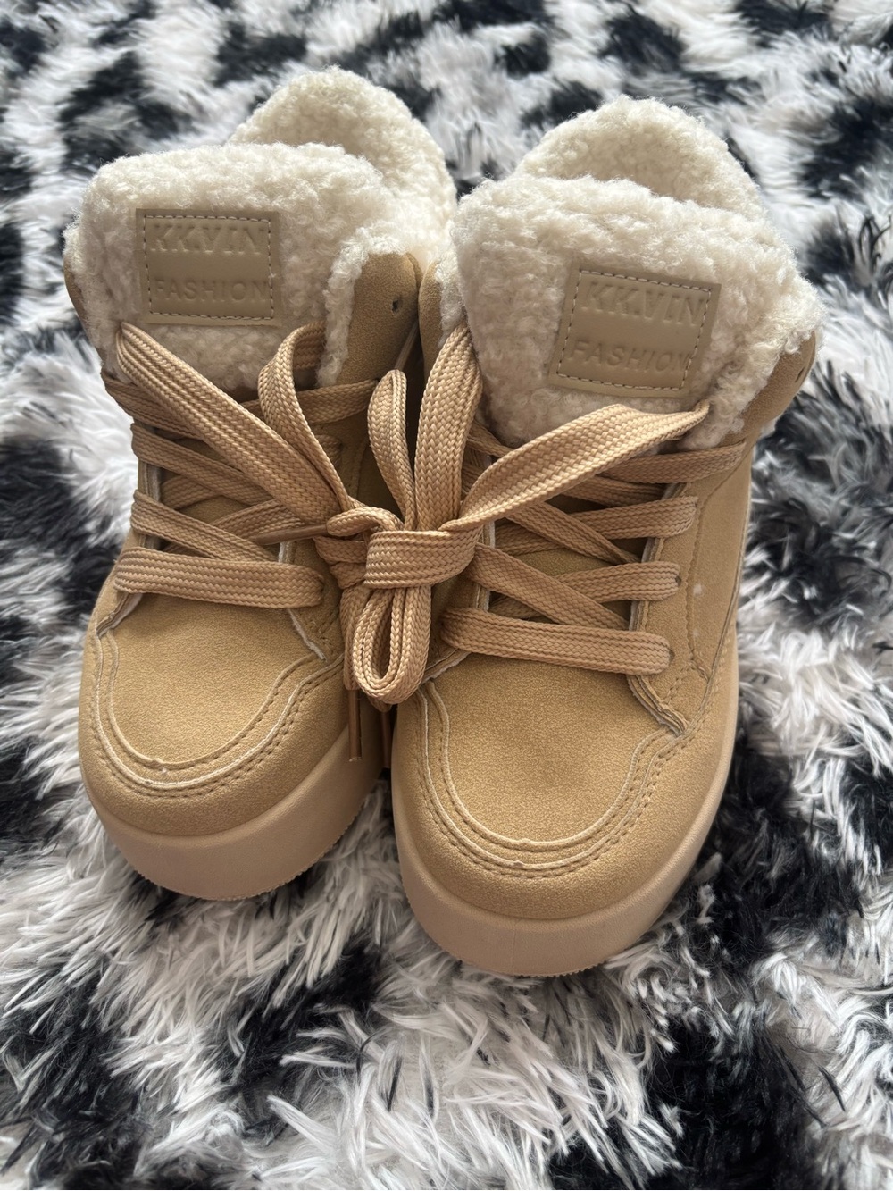 snow sneaker boots